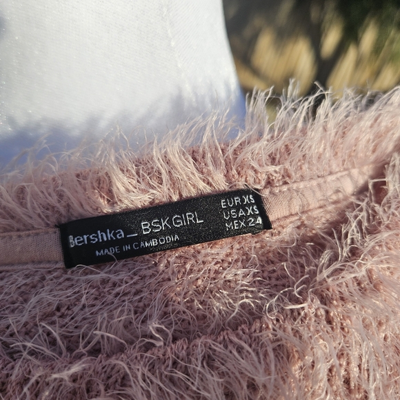 NEW Bershka Pink Fuzzy Sweater Size XS Cozy Knit Feminine Winter Girlhoodcore - Picture 5 of 11